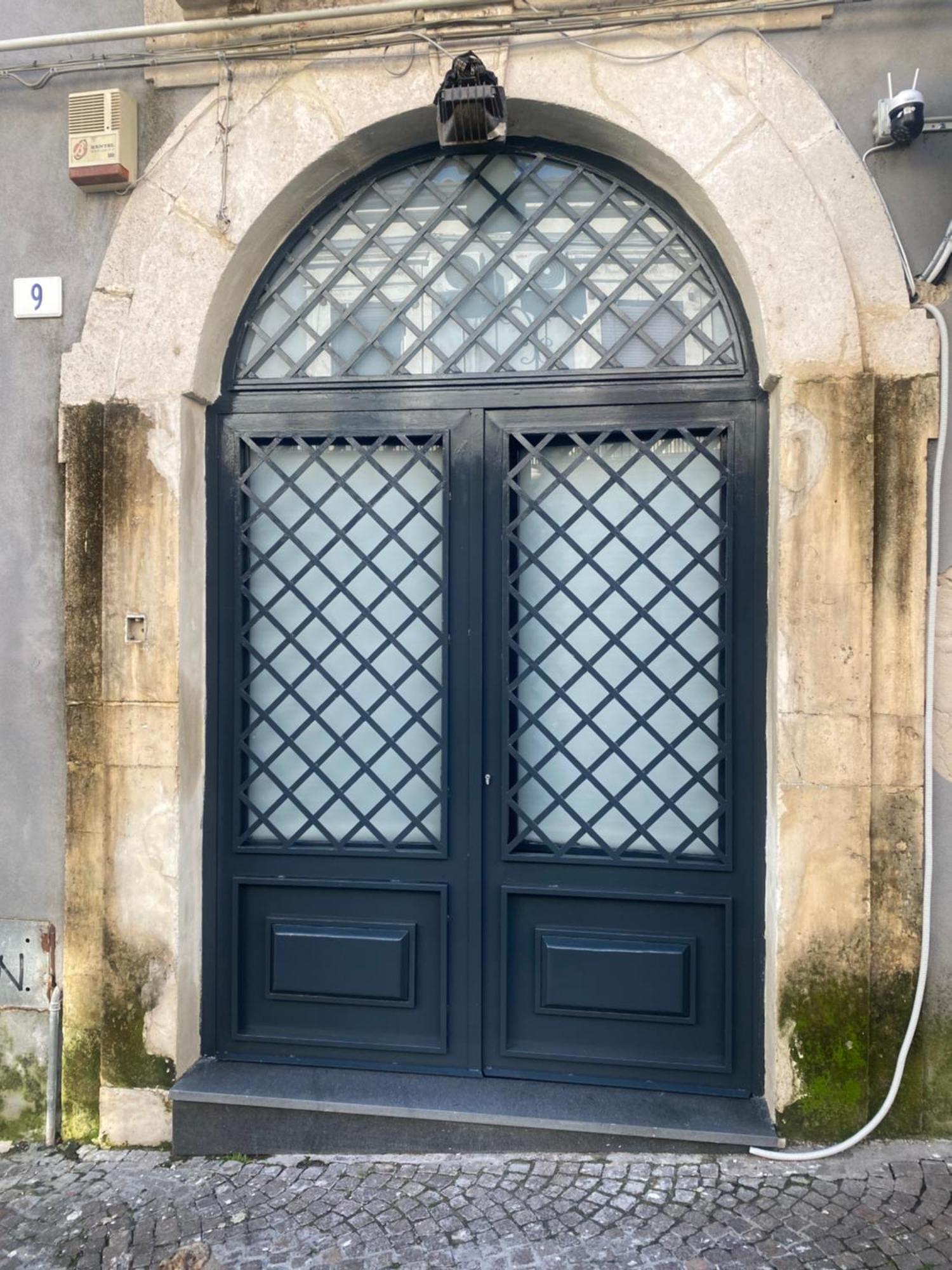 Crociferiholidayhome Catania Exterior photo